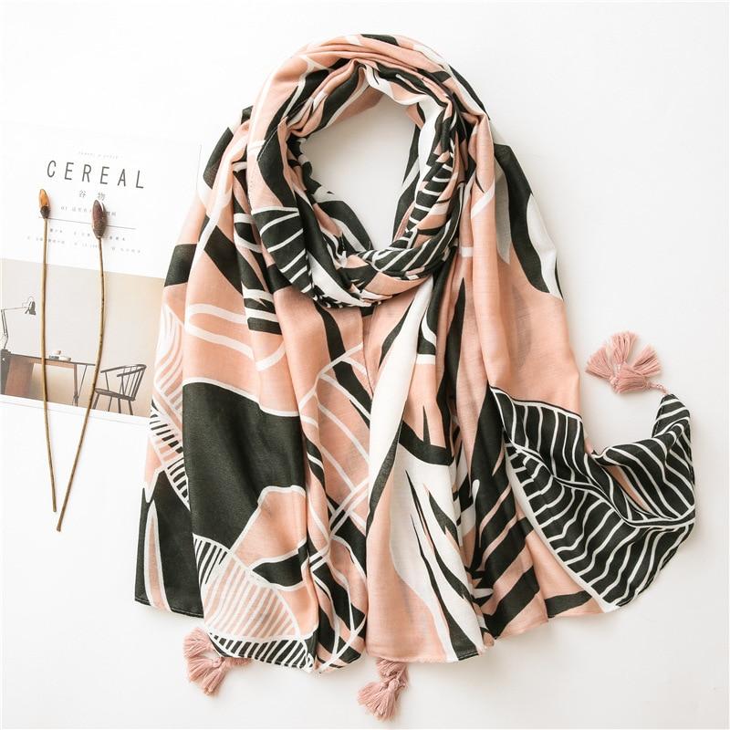 Luxury brand 2020 women autumn winter print scarf bohemian long shawls and wraps scarfs for ladies muffler cape hijab store
