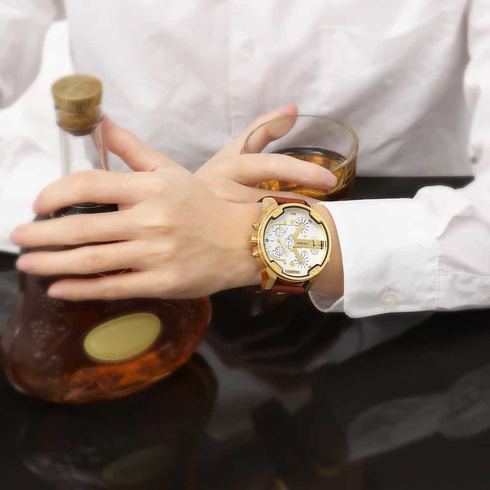 52MM Big Case Quartz Watch For Men Classy Mens Wrist Watches Waterproof Dual Time Displays Military relogio masculino Male Clock