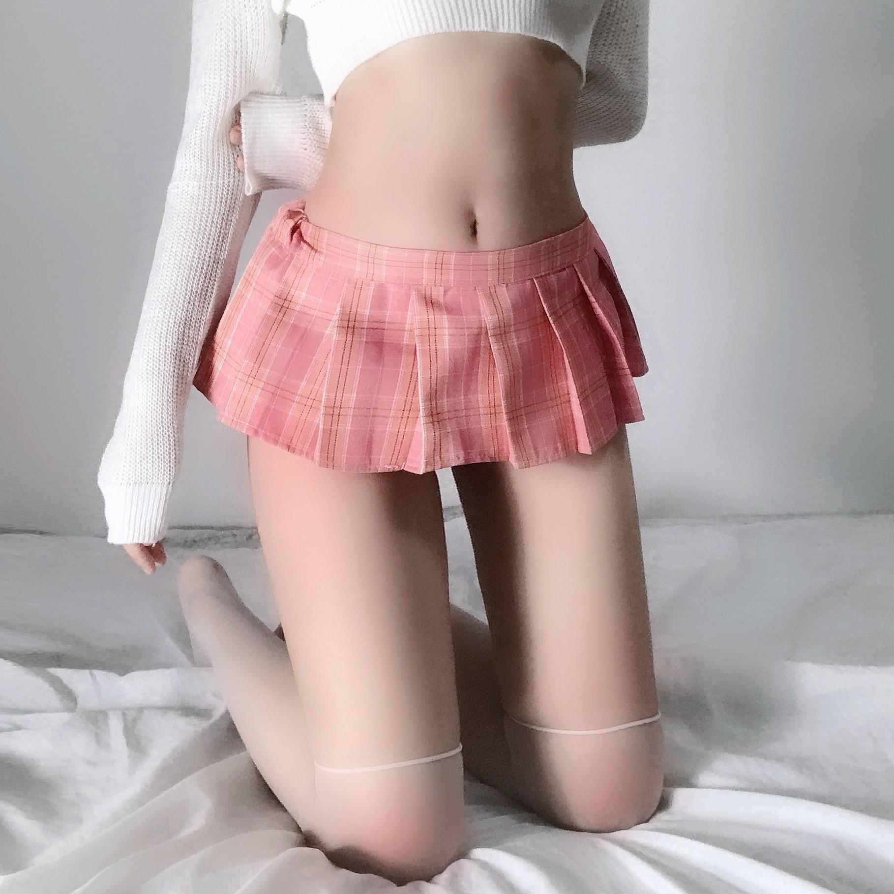 Japanese Style Women Sexy Schoolgirl Cosplay Cheerleader Plaid Nightclub Party Super Mini Pleated Cute Ladies Short Mini Skirts