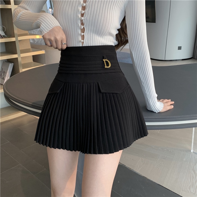 White Pleated Skirts Women High Waist Mini Skirt Metal Letter D Design A-Line Clubwear Korean Sexy Streetwear Show Solid Casual