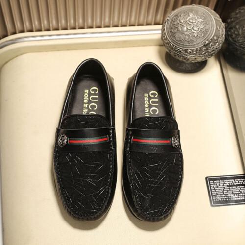 Gucci Texturized Black Leather Mens Loafers