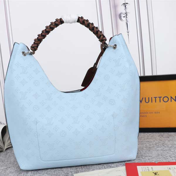  Louis Vuitton Blue Leather Spacious Female Hand Bag 