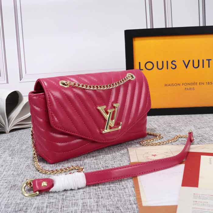 Pink Louis Vuitton Wave Chain Sidebac 