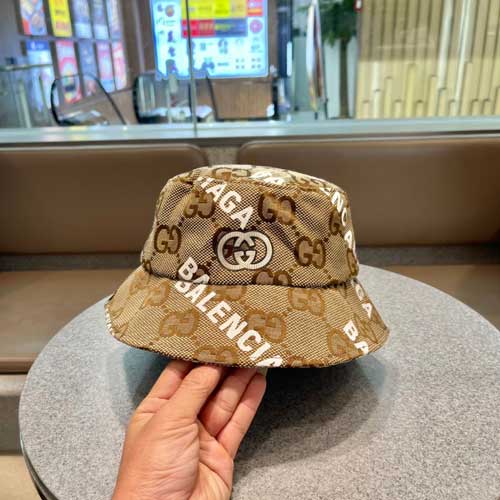 Embroidered Gucci Logo GG Print Canvas Brown Bucket Hat 