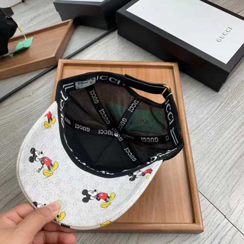 Mickey Mouse Print GG Canvas Gucci Unisex Face Cap